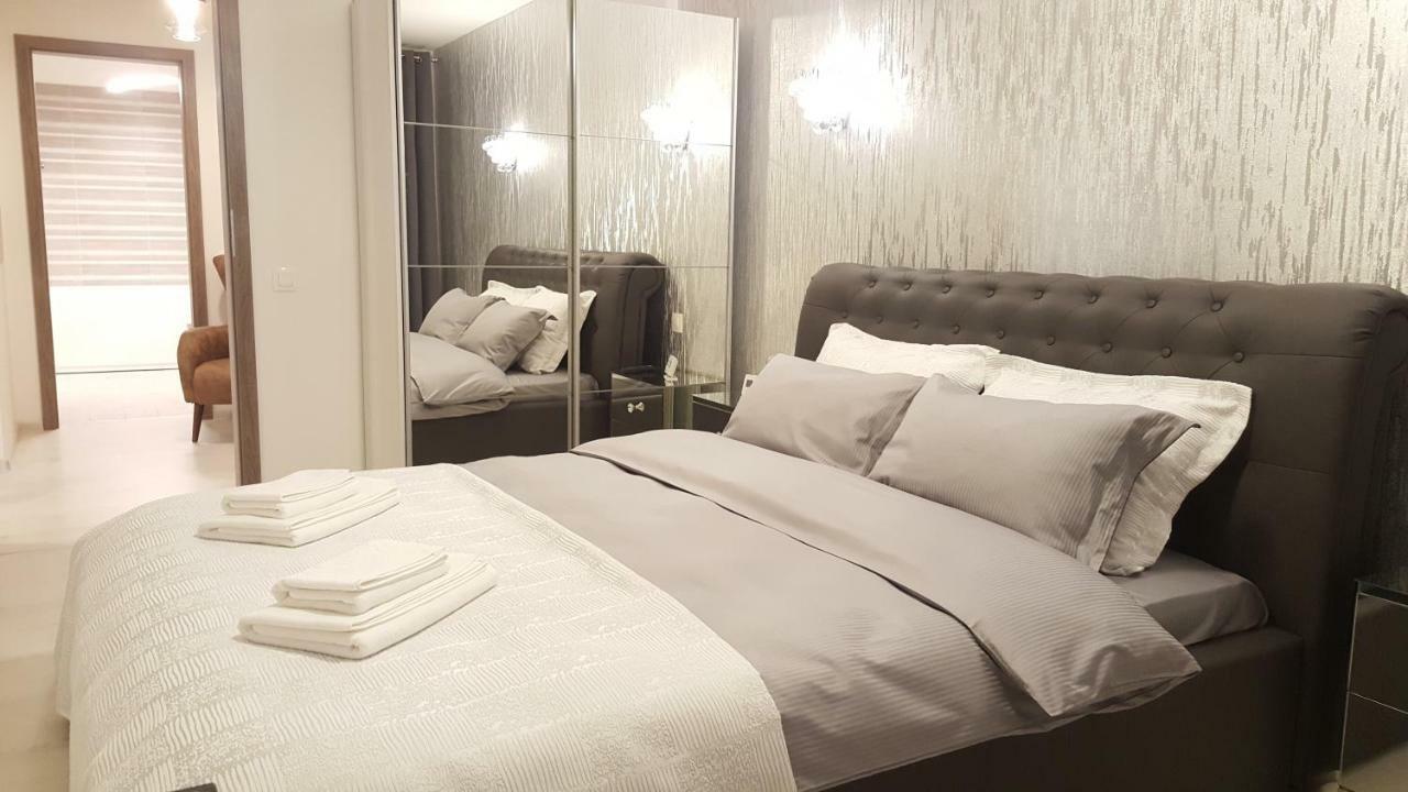 Apartment Alonisos Lux Braşov Dış mekan fotoğraf