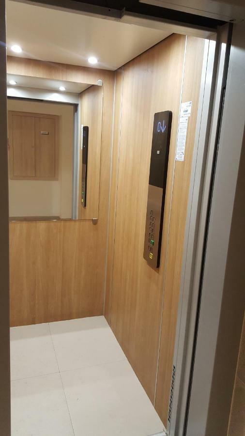 Apartment Alonisos Lux Braşov Dış mekan fotoğraf