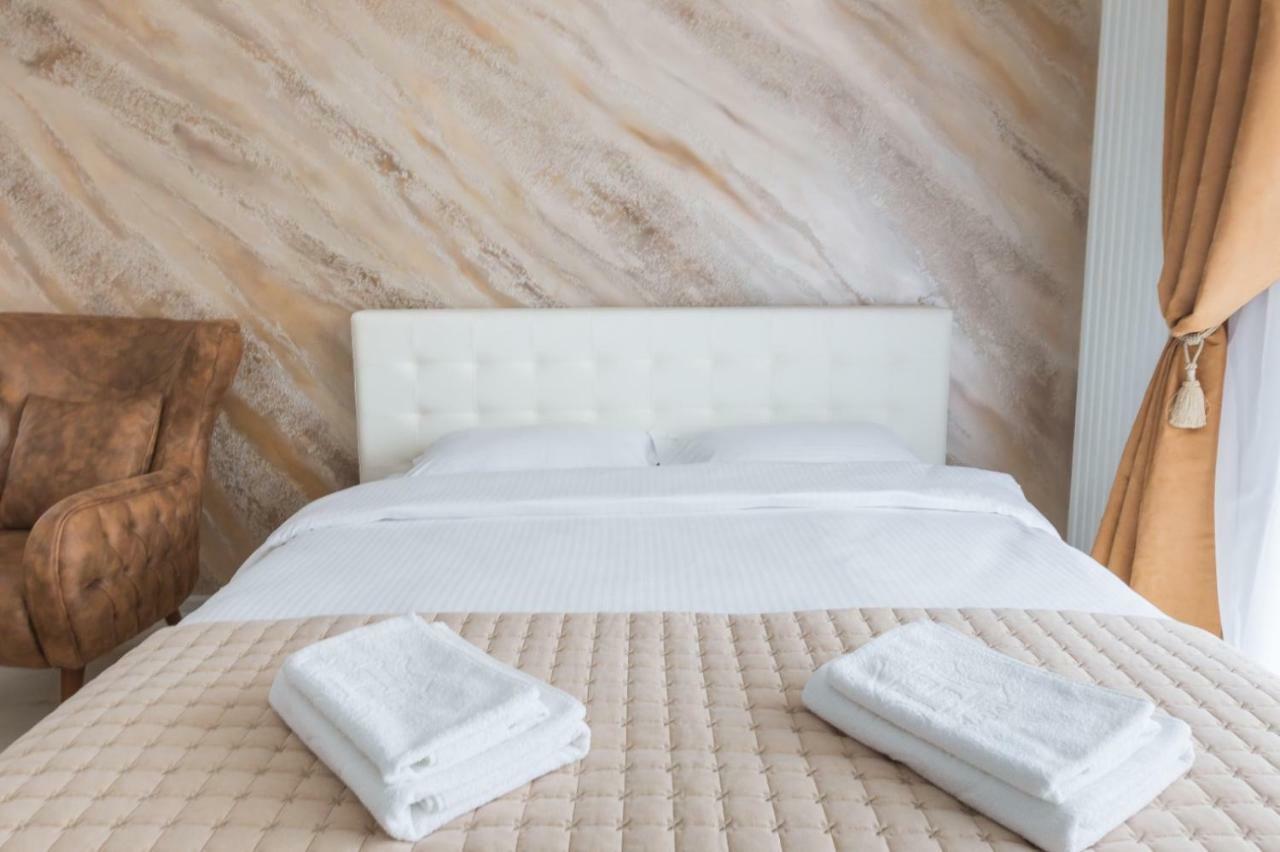 Apartment Alonisos Lux Braşov Dış mekan fotoğraf