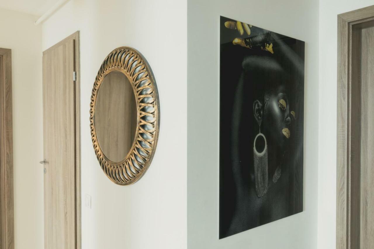 Apartment Alonisos Lux Braşov Dış mekan fotoğraf