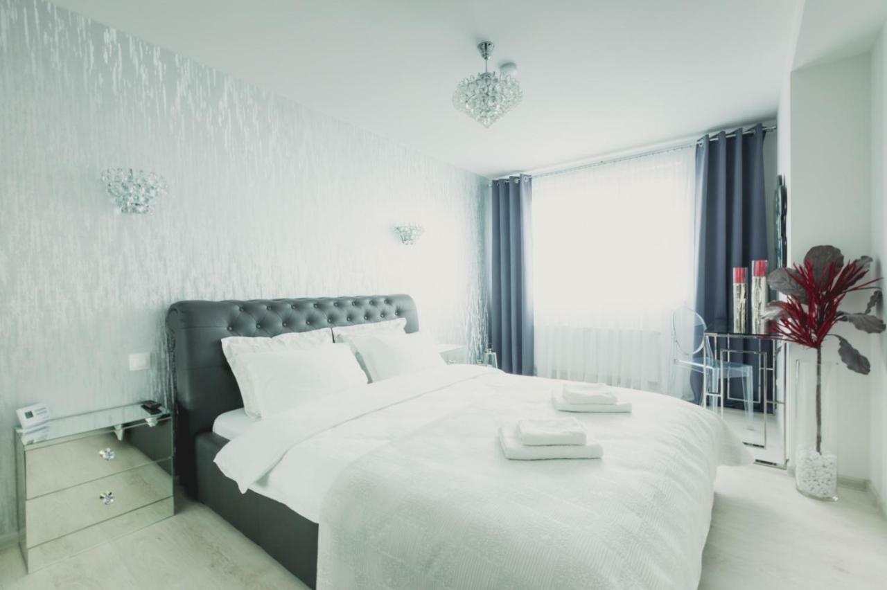 Apartment Alonisos Lux Braşov Dış mekan fotoğraf